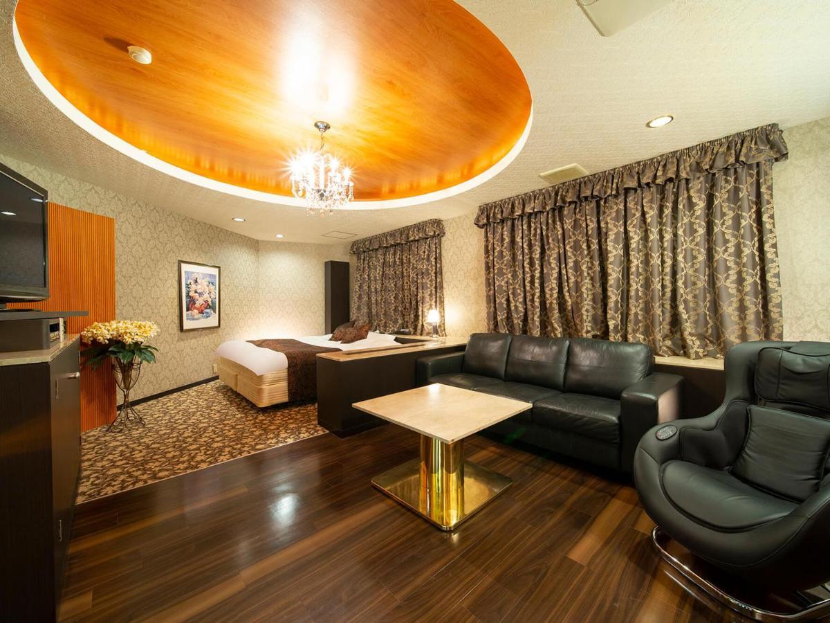 Hotel U'S Kouroen (Adults Only) Nishinomiya Dış mekan fotoğraf