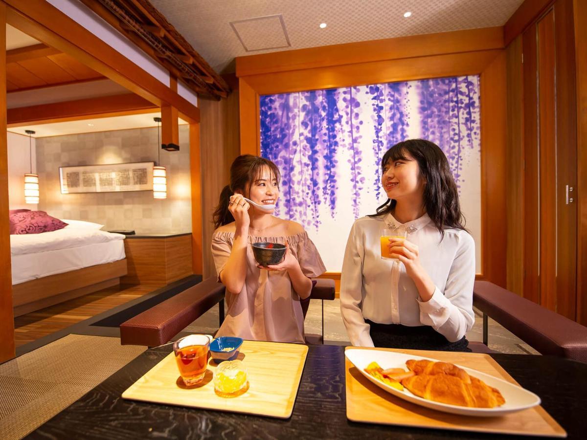 Hotel U'S Kouroen (Adults Only) Nishinomiya Dış mekan fotoğraf