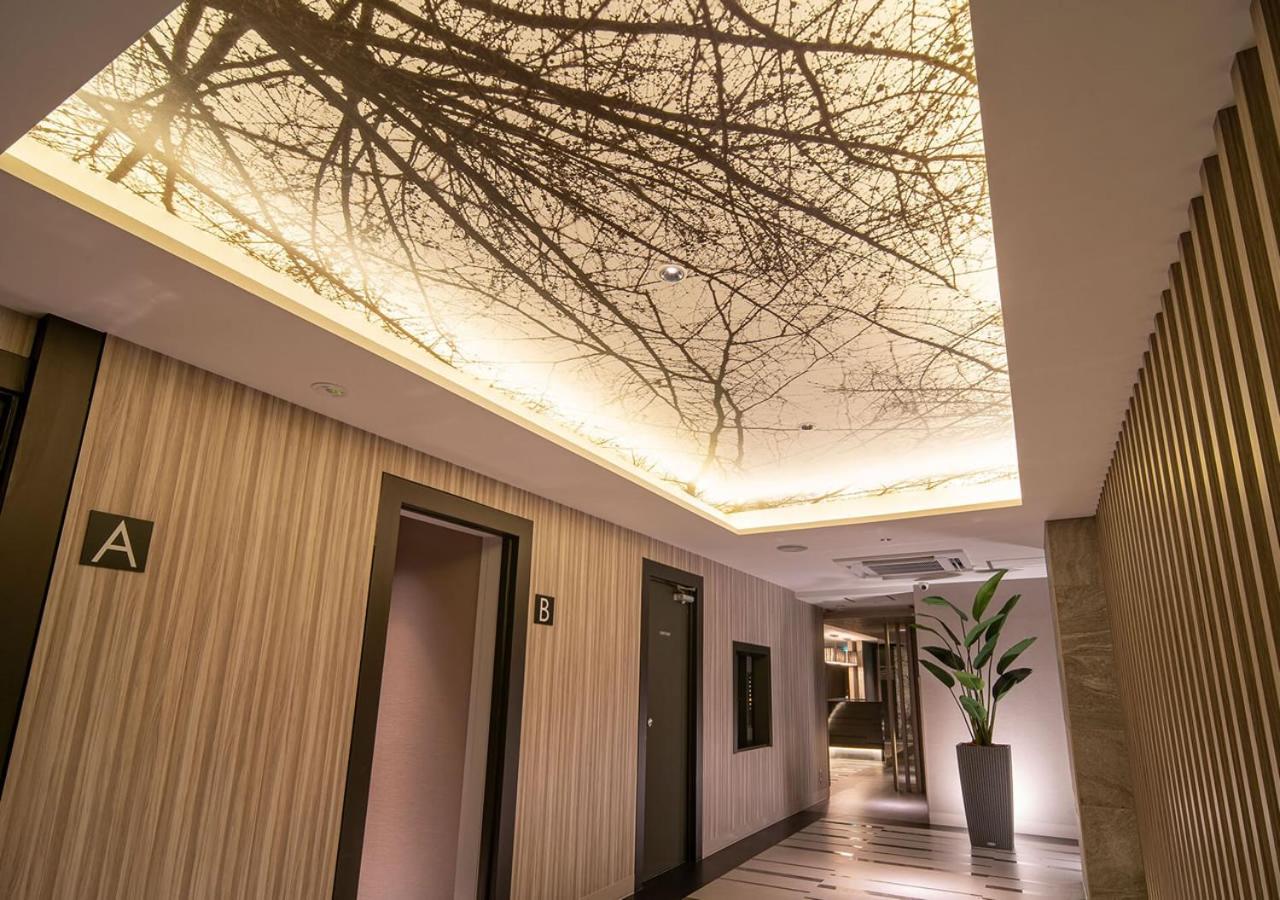 Hotel U'S Kouroen (Adults Only) Nishinomiya Dış mekan fotoğraf