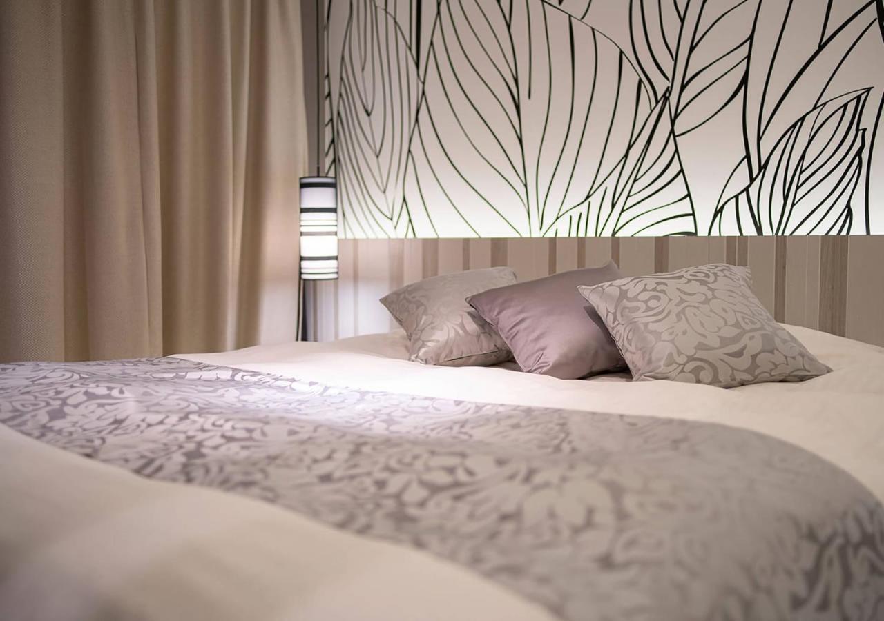 Hotel U'S Kouroen (Adults Only) Nishinomiya Dış mekan fotoğraf